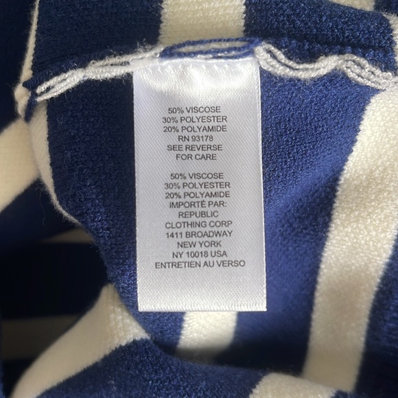 Truth Sweater with Hoodie Loyal Navy/Ivory Size Small Petite NWT - Picture 9 of 10